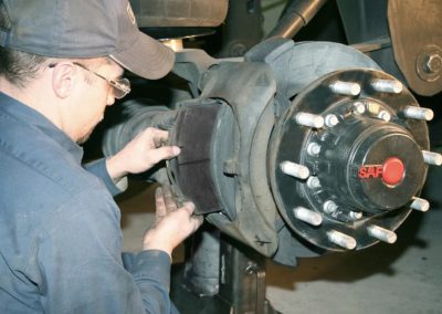 an image of Calgary mobile diesel mechanic